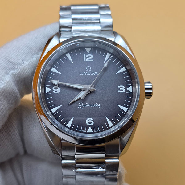 【VSメーカー製】シーマスター レイルマスター 235.10.38.20.06.001スーパーコピー時計販売店